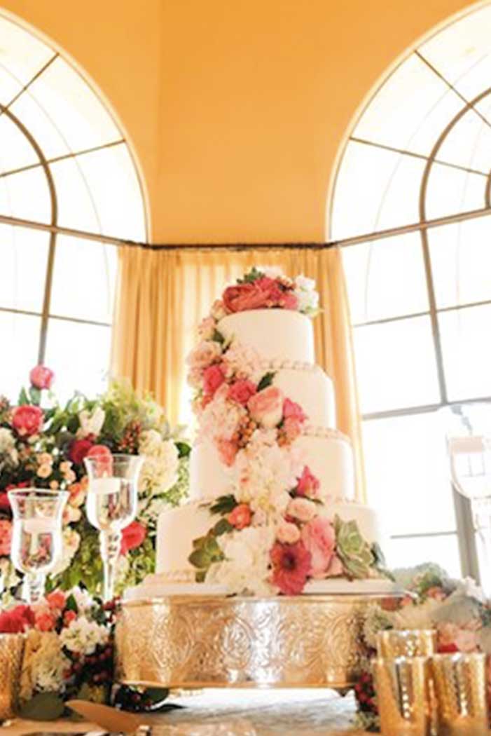 Cinderella Cakes Featured on Ceremony