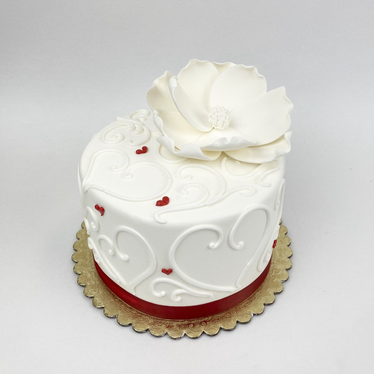 Hearts 'n Lace Cake